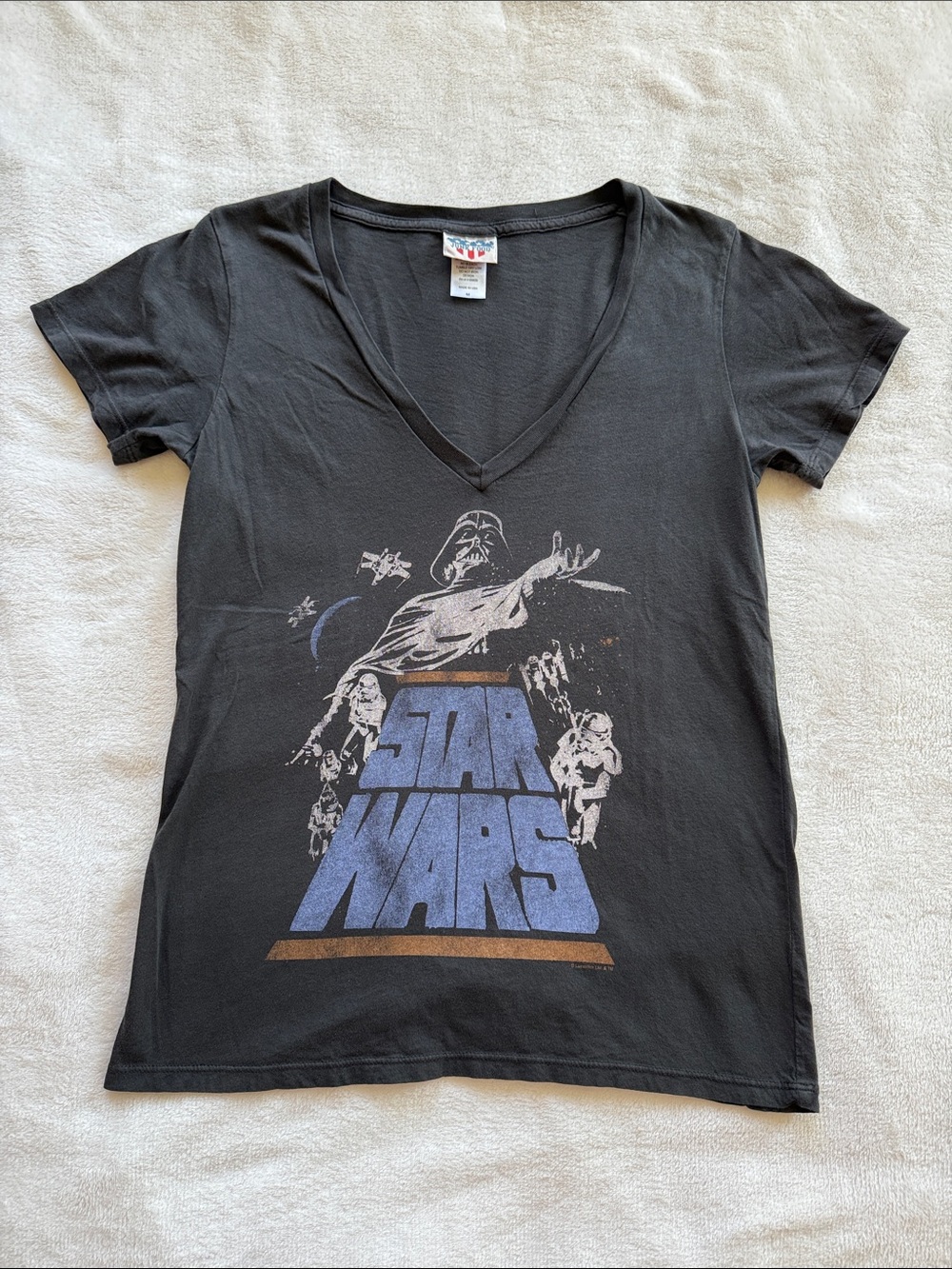 Star Wars Women's T-shirt - Picture 4 of 8